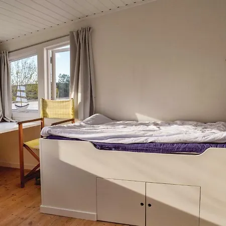 Feriehus Five Bedroom Holiday In *