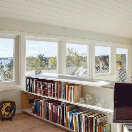 Ferienhaus Five Bedroom Holiday In Arendal